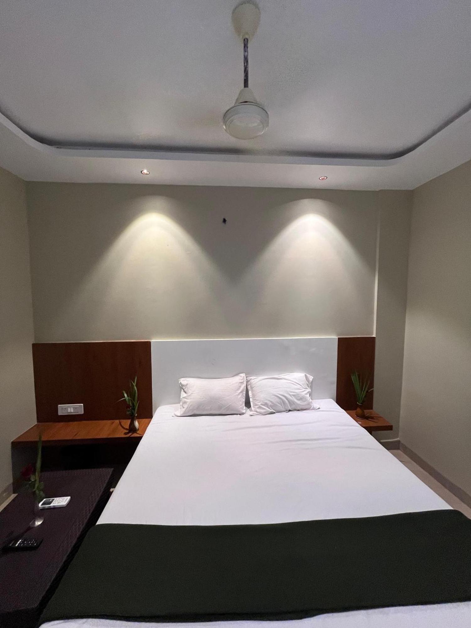 Hotel Sun Lodging Bhiwandi 外观 照片