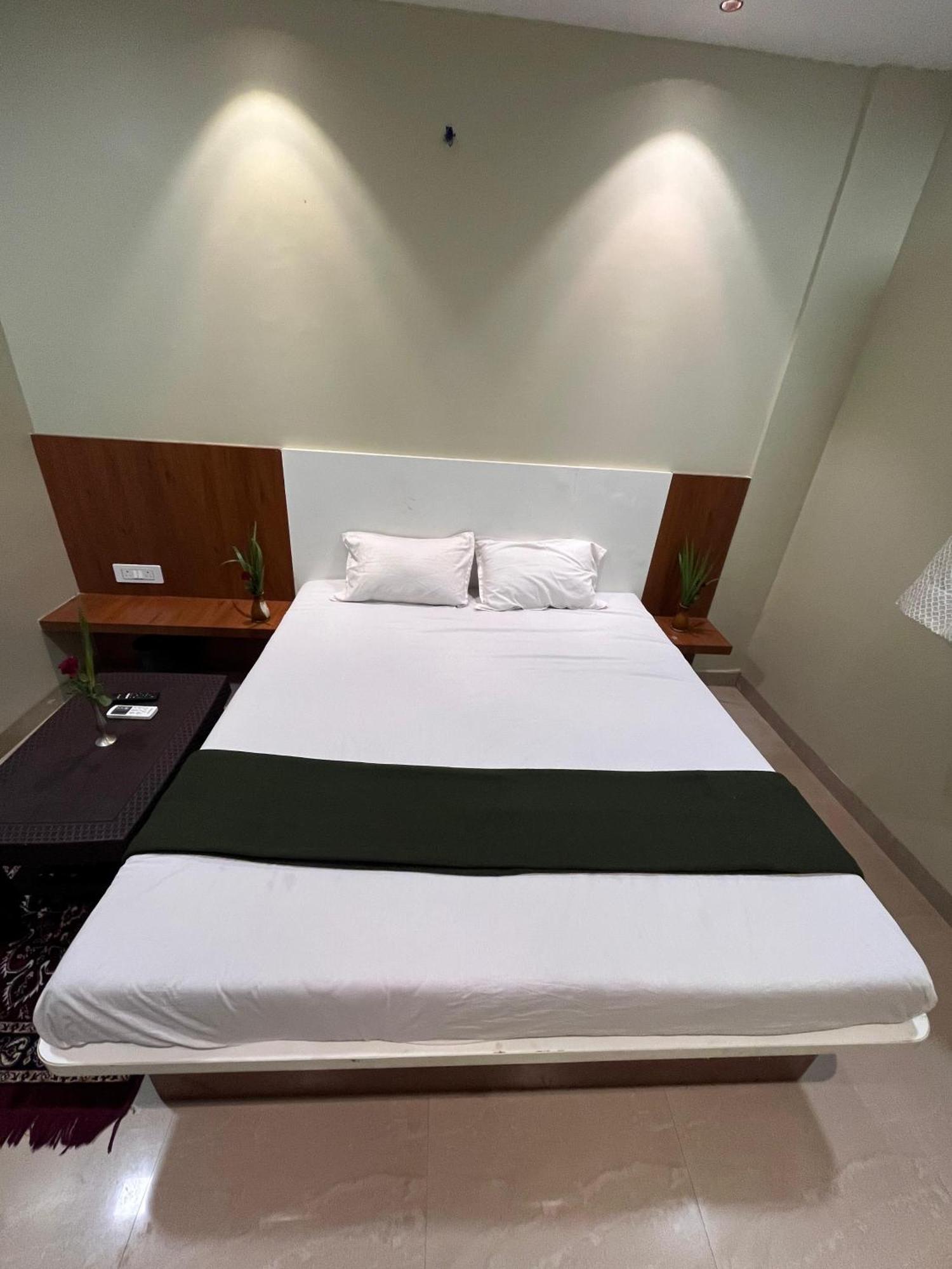Hotel Sun Lodging Bhiwandi 外观 照片